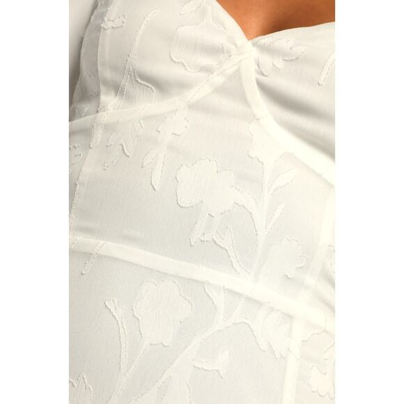 Lulus NWOT Tailor Made For You White Jacquard Lace-Up Burnout Floral Maxi Dress - Picture 4 of 11